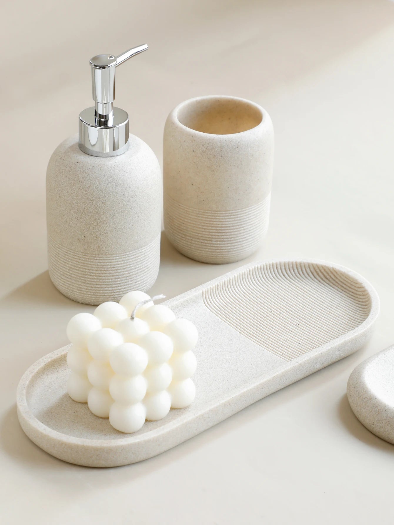 5Pcs Bathroom Accessories set Lotion