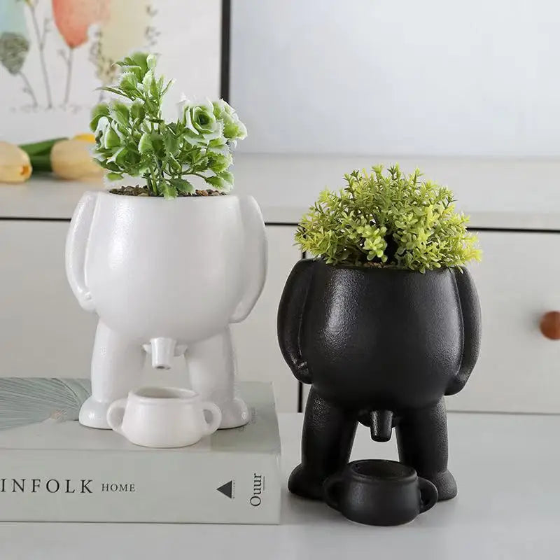 Ceramic Peeing Potted Gardening Pots